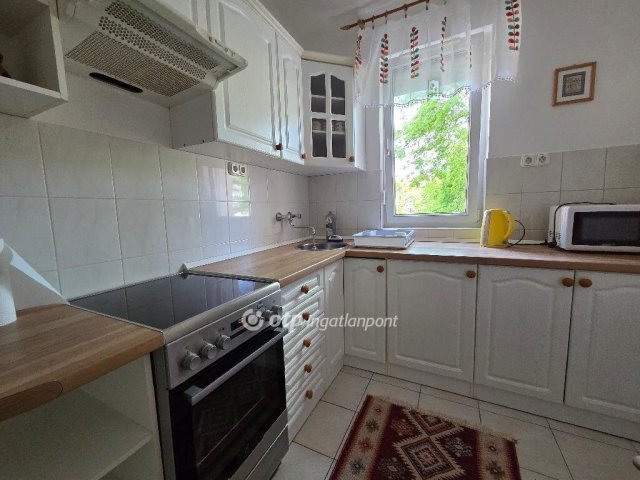 Kiadó téglalakás, albérlet, Debrecenben 250 E Ft / hó, 2 szobás