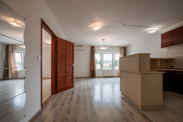 Eladó téglalakás, XVIII. kerületben, Darányi Ignác utcában