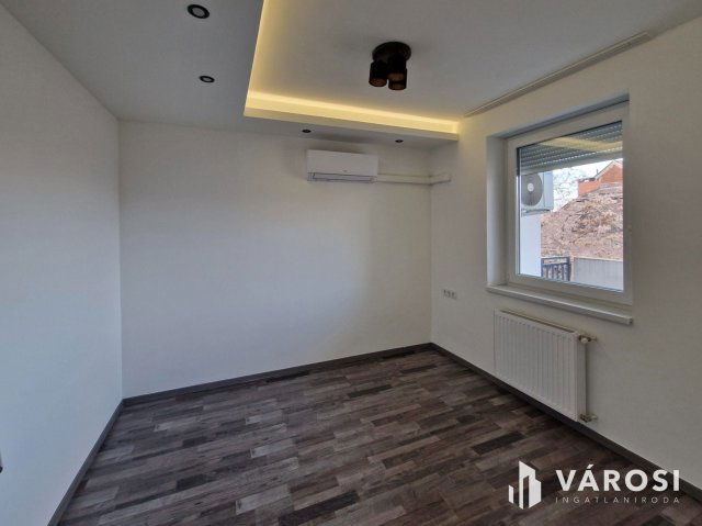 Kiadó téglalakás, albérlet, Győrött 190 E Ft / hó, 2 szobás