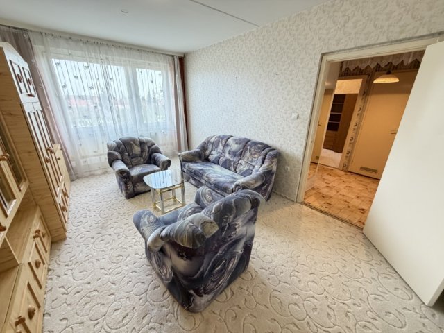 Eladó panellakás, Kaposváron, Füredi utcában 27.9 M Ft