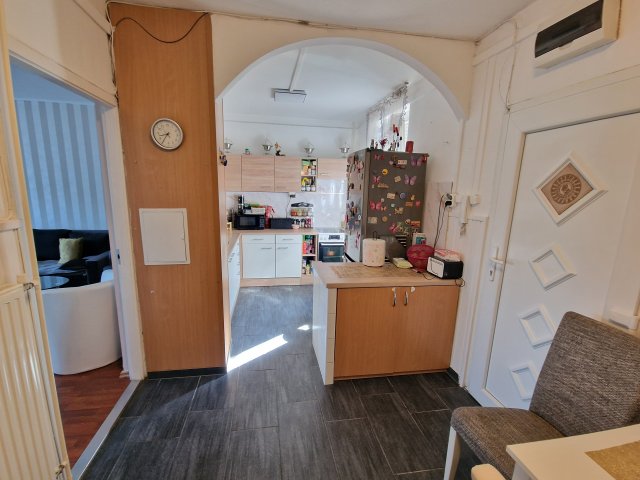 Eladó panellakás, Budapesten, XXI. kerületben 66 M Ft, 3 szobás