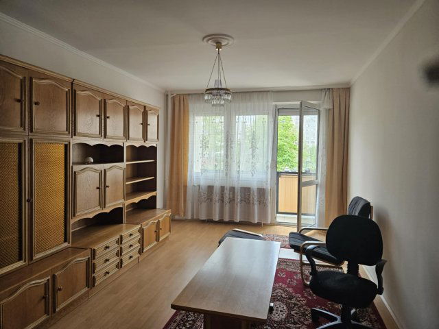 Kiadó panellakás, albérlet, Győrött 160 E Ft / hó, 2 szobás