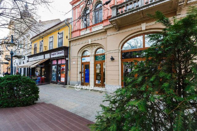 Kiadó iroda, Debrecenben 200 E Ft / hó / költözzbe.hu