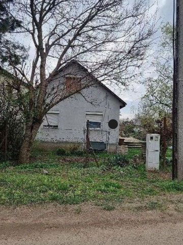 Eladó családi ház, Monorierdőn 35 M Ft, 2 szobás