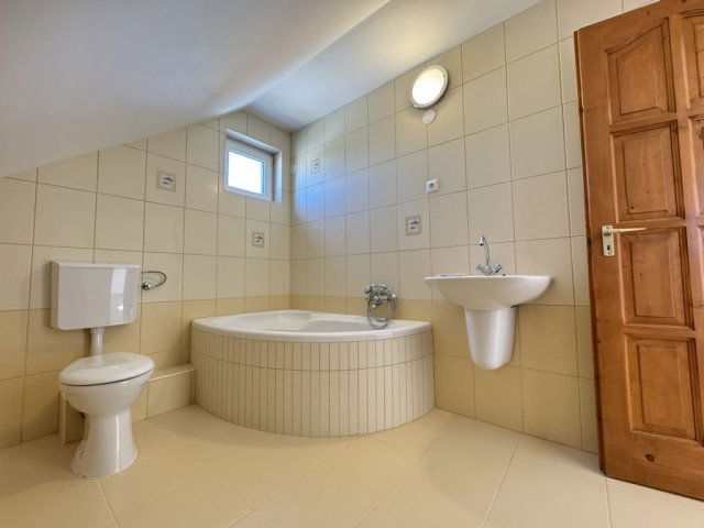 Eladó családi ház, Hevesen 59 M Ft, 4 szobás