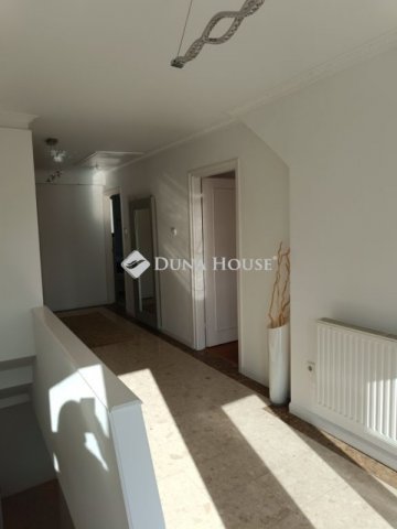 Eladó téglalakás, Budapesten, II. kerületben 391 M Ft, 4 szobás