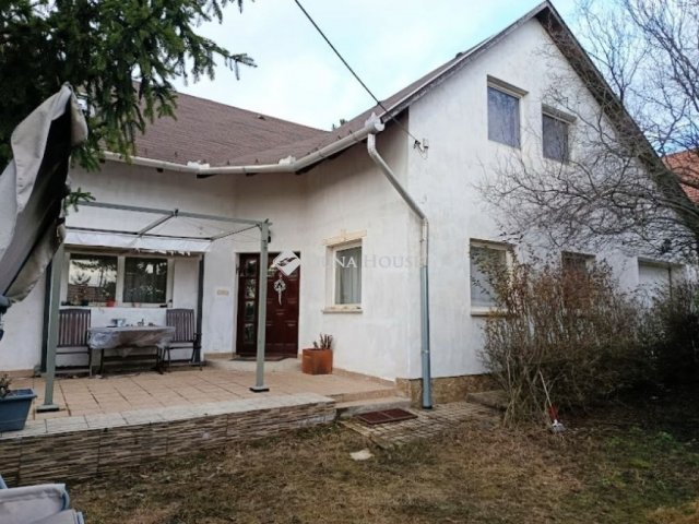 Eladó családi ház, Érden 124.9 M Ft, 4+2 szobás