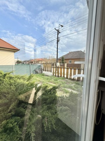 Kiadó családi ház, albérlet, Debrecenben, Hetényi János utcában