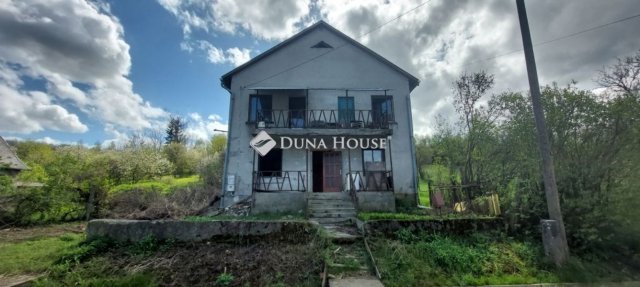 Eladó családi ház, Ivádon 12.8 M Ft, 7 szobás