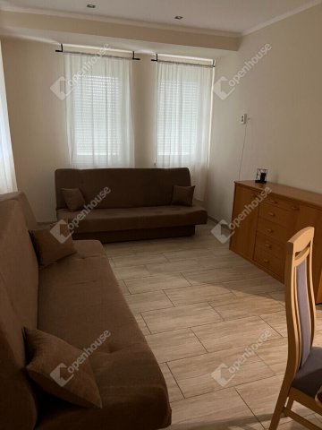 Eladó téglalakás, Tatabányán 53.99 M Ft, 2 szobás