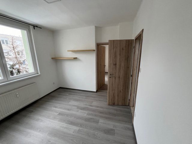 Kiadó téglalakás, albérlet, IX. kerületben, Toronyház utcában