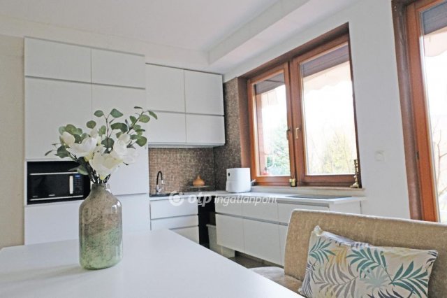 Eladó téglalakás, Budapesten, II. kerületben 135 M Ft, 2 szobás