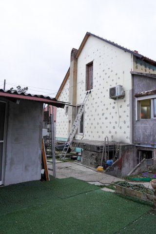 Eladó családi ház, Tökölön 87.6 M Ft, 2 szobás