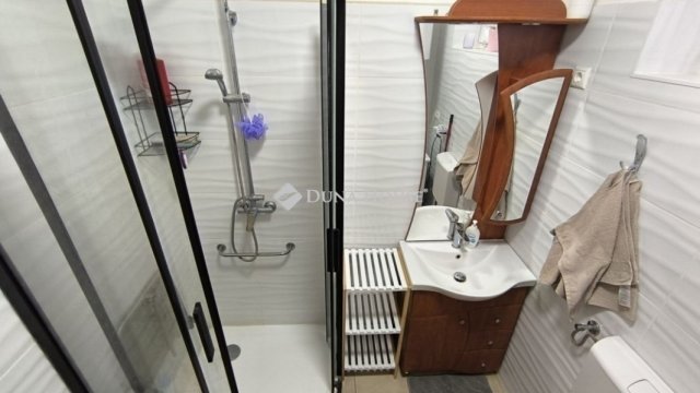 Eladó családi ház, Kecskeméten 69.99 M Ft, 4 szobás