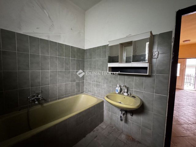 Eladó családi ház, Halásztelken 54 M Ft, 3 szobás