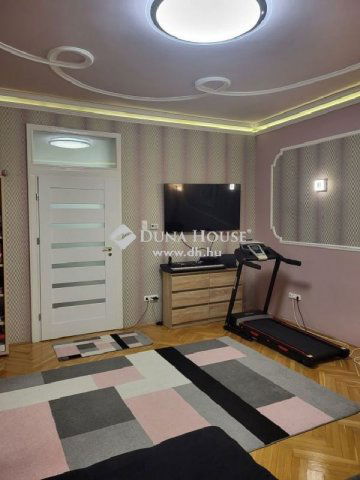 Eladó családi ház, Budapesten, XV. kerületben 229 M Ft, 8 szobás