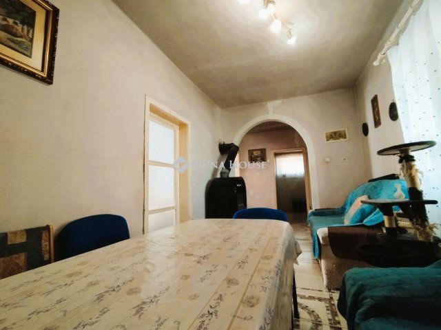 Eladó családi ház, Nagyszentjánoson 30 M Ft, 3 szobás