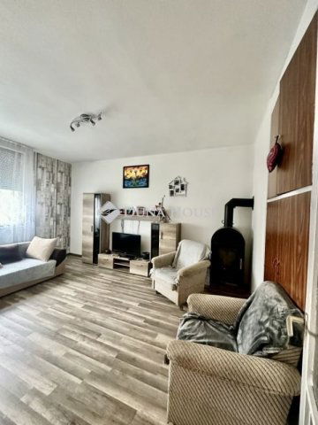 Eladó téglalakás, Kőszegen 36 M Ft, 2 szobás