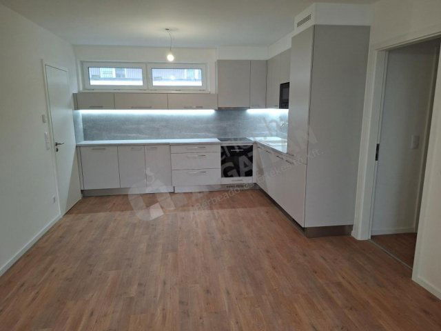 Kiadó téglalakás, albérlet, XIII. kerületben, Szabolcs utcában