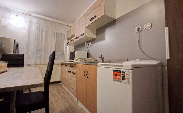 Kiadó sorház, albérlet, Pécsett 100 E Ft / hó, 1 szobás