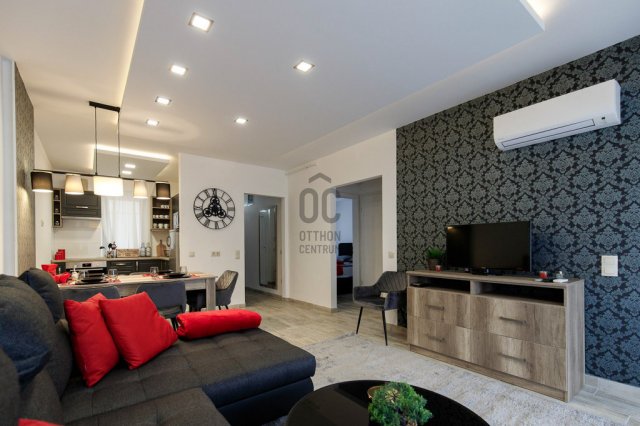 Eladó téglalakás, Zamárdiban 142 M Ft, 3 szobás