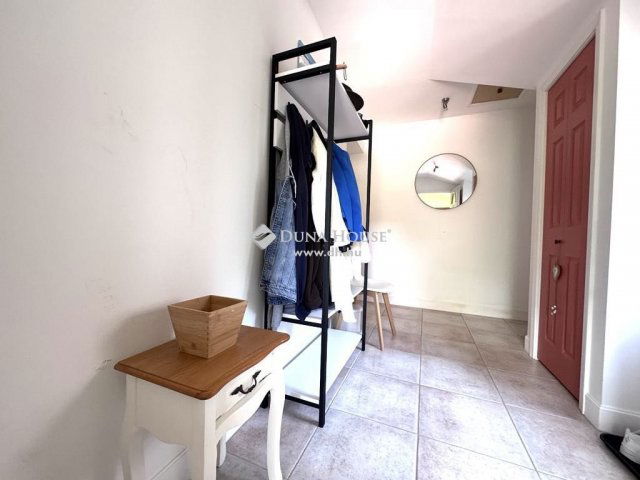 Eladó családi ház, Orfűn 89.9 M Ft, 4 szobás