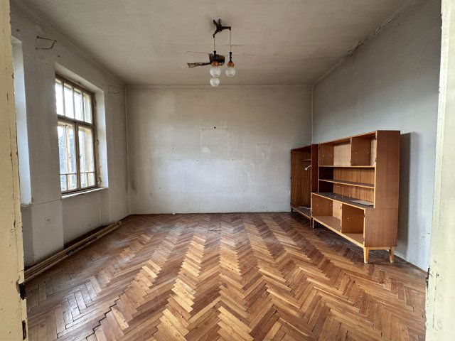 Eladó családi ház, Őriszentpéteren 49.9 M Ft, 5+1 szobás