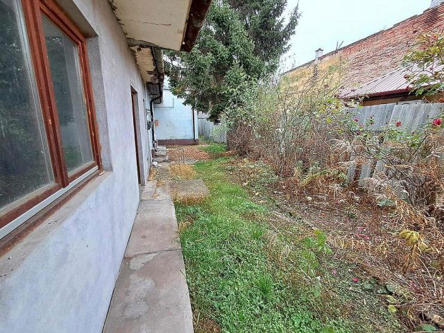 Eladó telek, Budapesten, XV. kerületben 55 M Ft