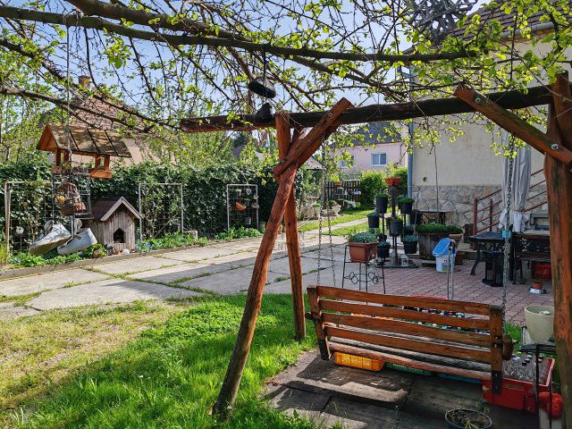 Eladó családi ház, Nyúlon 76.9 M Ft, 4 szobás