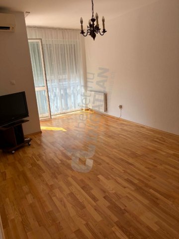 Kiadó téglalakás, albérlet, III. kerületben, Kenyeres utcában