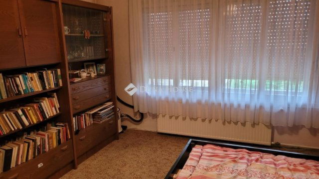 Eladó családi ház, Villányban 45 M Ft, 4 szobás