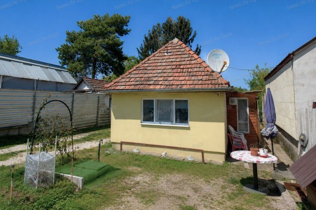 Eladó mezogazdasagi ingatlan, Téten 12.8 M Ft, 1 szobás