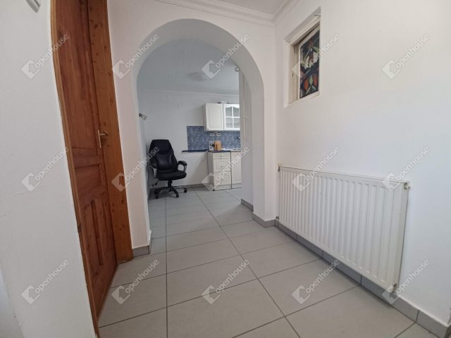 Eladó családi ház, Debrecenben 83 M Ft, 4 szobás