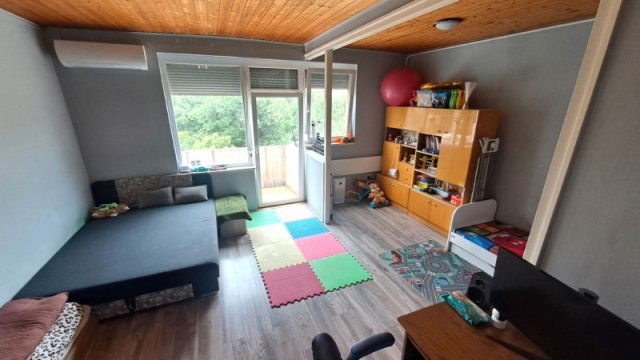 Eladó téglalakás, Pécsett 41.9 M Ft, 1 szobás