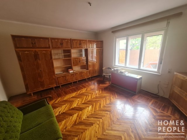 Eladó családi ház, Hódmezővásárhelyen 33 M Ft, 3 szobás