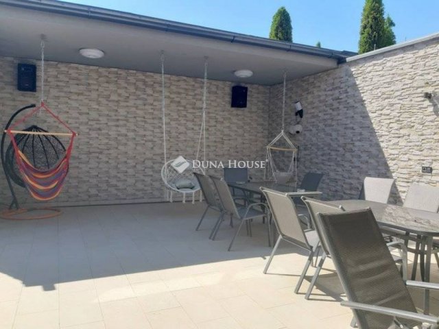 Eladó családi ház, Nyíregyházán 139 M Ft, 4 szobás