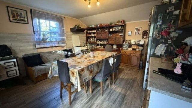 Eladó családi ház, Vecsésen 108 M Ft, 2 szobás