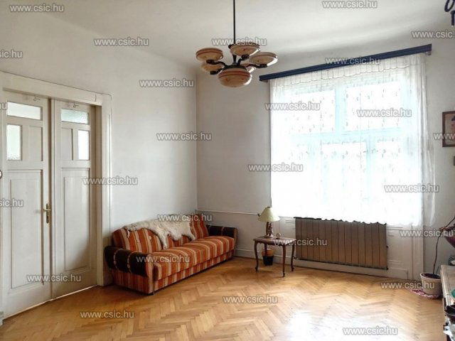 Eladó téglalakás, Budapesten, XII. kerületben 101.99 M Ft