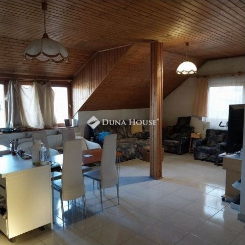 Eladó családi ház, Budapesten, XVI. kerületben 129.9 M Ft