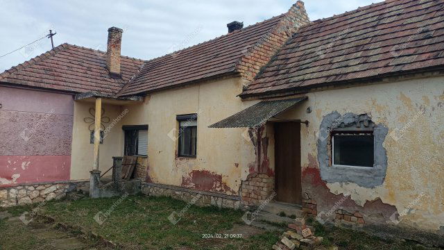 Eladó családi ház, Bakonyszentivánon 8.5 M Ft, 3 szobás