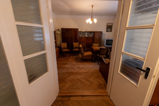 Eladó családi ház, Székesfehérvárott 65 M Ft, 3 szobás