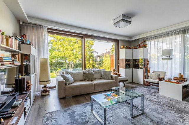 Eladó téglalakás, Budapesten, III. kerületben 169.5 M Ft