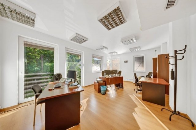 Eladó téglalakás, Budapesten, II. kerületben 350 M Ft, 4 szobás
