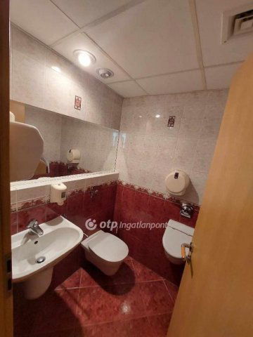 Eladó családi ház, Kecskeméten 149 M Ft, 6 szobás