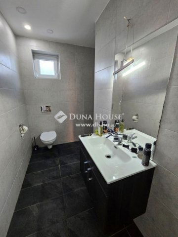 Eladó családi ház, Tápióságon 64.9 M Ft, 3 szobás