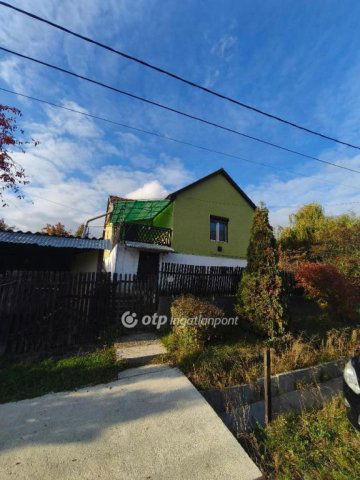 Eladó családi ház, Varbón 7.5 M Ft, 2 szobás