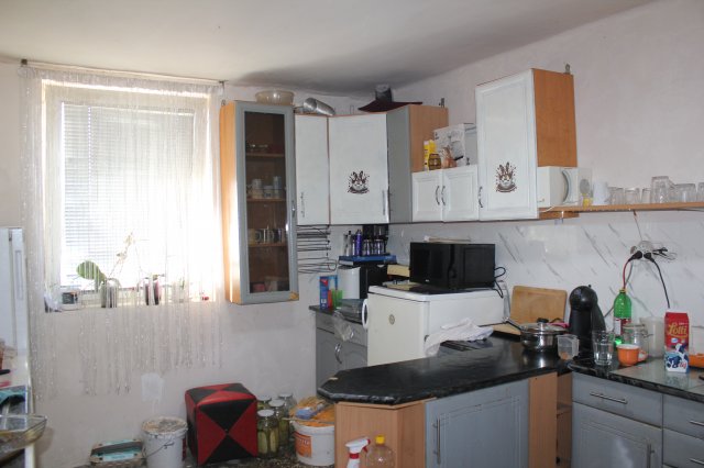 Eladó családi ház, Kemenesszentpéteren 50.99 M Ft, 4 szobás