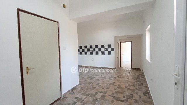 Eladó családi ház, Jánoshidán 14.9 M Ft, 2 szobás