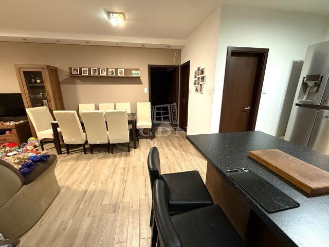 Eladó családi ház, Kecskeméten 95.5 M Ft, 4 szobás