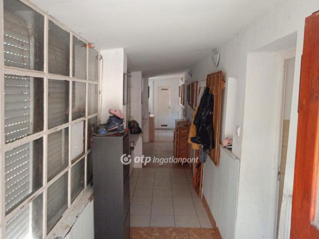 Eladó családi ház, Konyáron 21 M Ft, 2+1 szobás